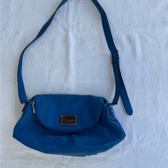EUC Marc Jacobs Blue Leather Shoulder Bag - Picture 2 of 7